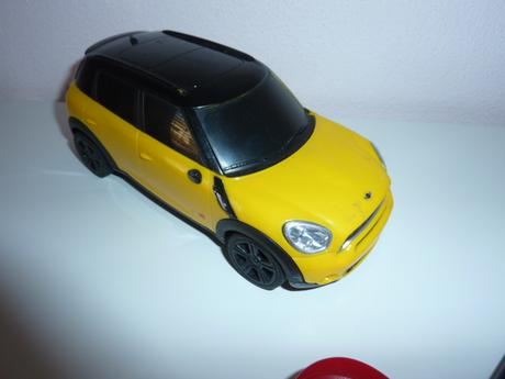 Auto na diaľkové ovládanie mini, 