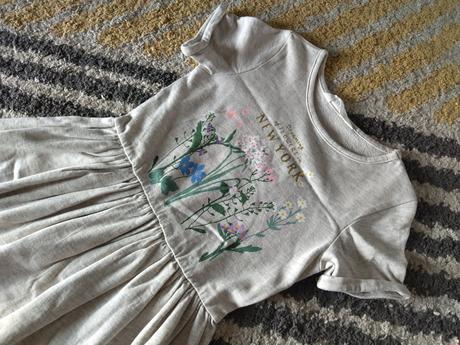 Kvetinkové šaty 122/128, h&m,128