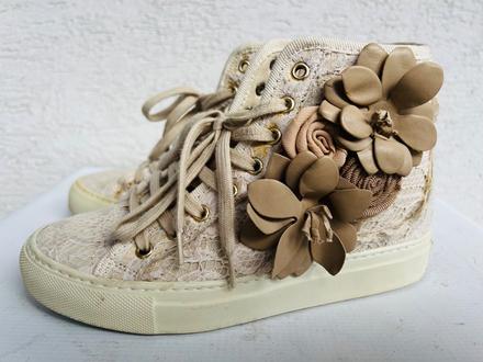 Twinset krasne cipkovane tenisky 36 na styl chloe, 36