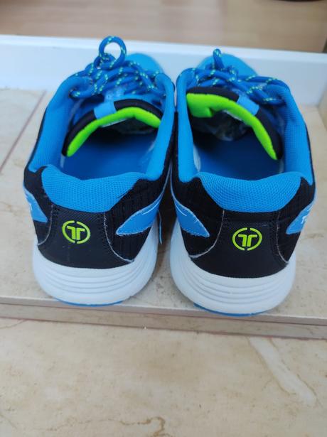 Tenisky - halovky, 43