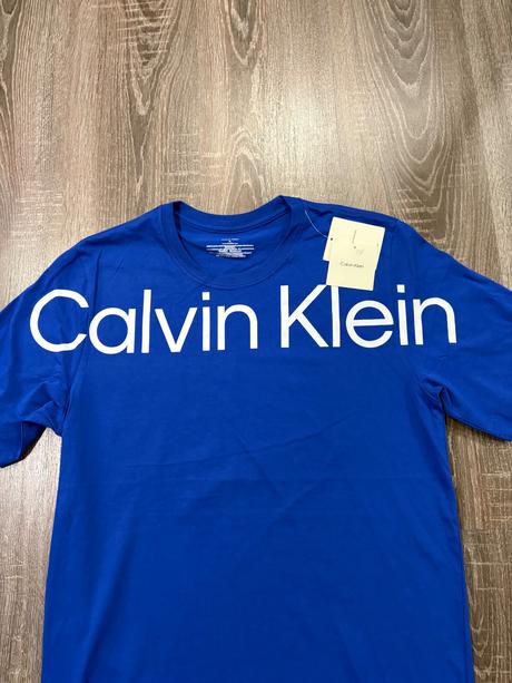 Calvin klein panske tričko velkost m, calvin klein,m