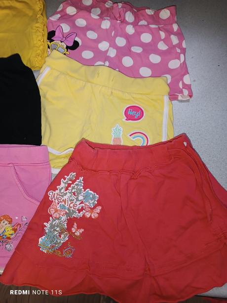 Kraťasy veľ.98/104, disney,98