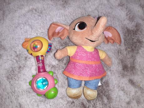 Fisher price sloník, hrkálka, 