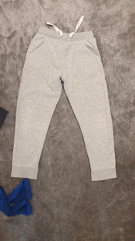 2ks tepláky next a h&m 128 zateplené, next,128