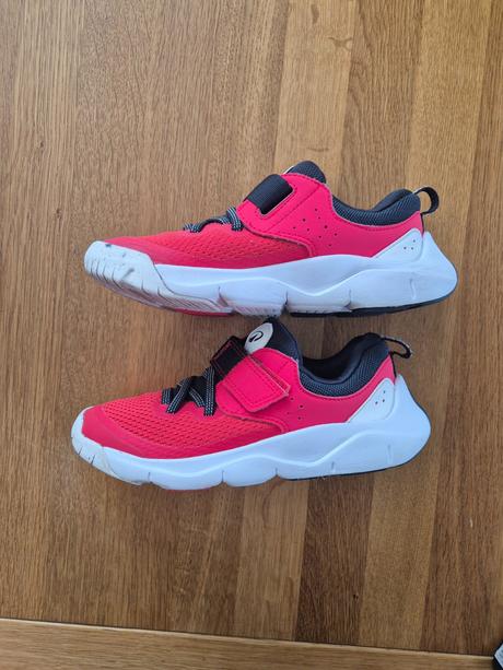 Krasne tenisky, decathlon,34