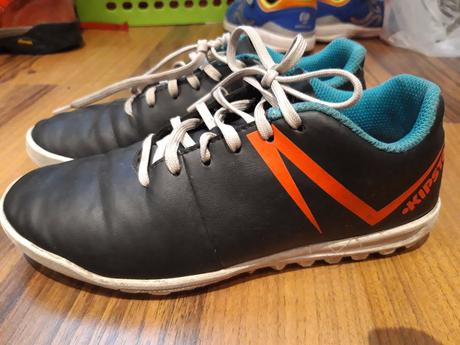 Tenisky-kopacky vel. 33, kipsta,33