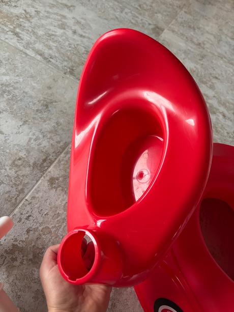 Nočník s volantom,