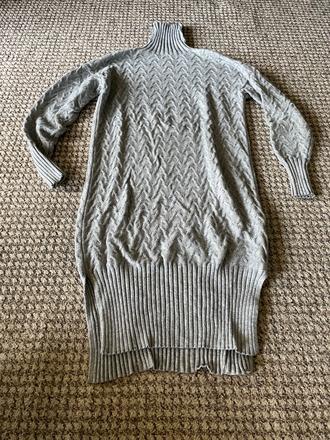 Predlzene saty xs, xs