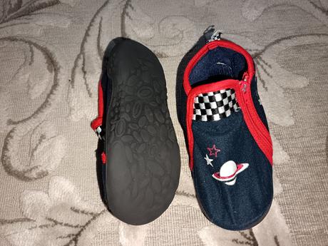 Papučky pre chlapčeka, 28