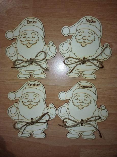 Dreveny mikuláš na peniaze a na kinderko, 