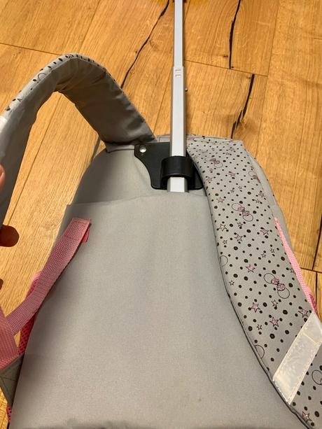 Školský vak na kolieskach,