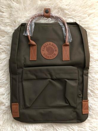 Batoh fjällräven kanken zelený s hnedými prvkami, fjällräven