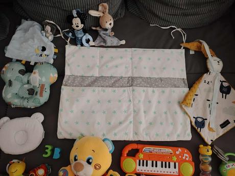 Hračky a organizer, 