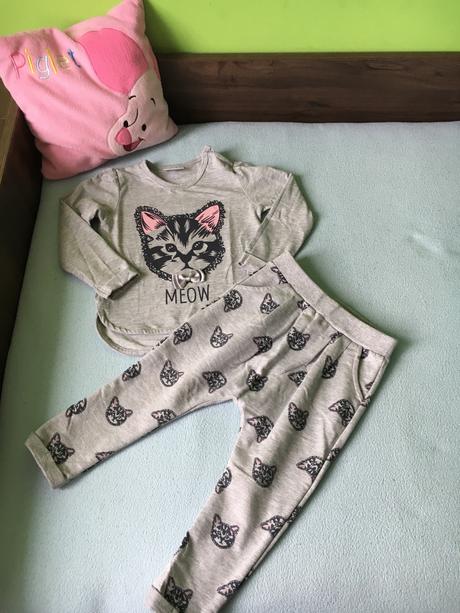 Dievčenská súprava, 86