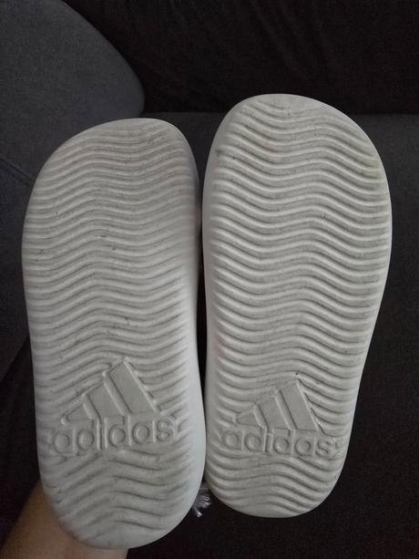 Gumené topánky - sandále do vody, adidas,29