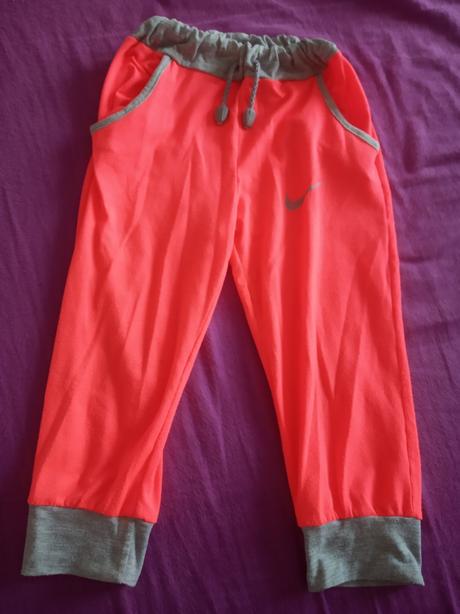 Sportova suprava nike, nike,110
