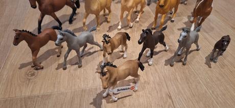 Schleich kone, 
