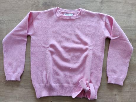 Nový svetrík reserved, reserved,116