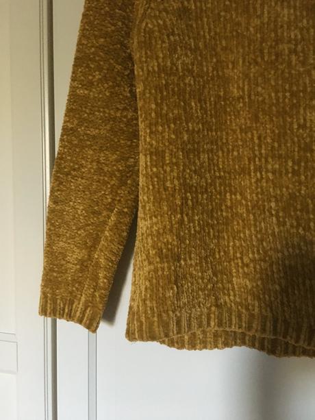 Horčicový plyšový sveter (34), 34