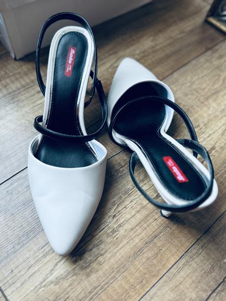 Biele lodičky, baťa,40