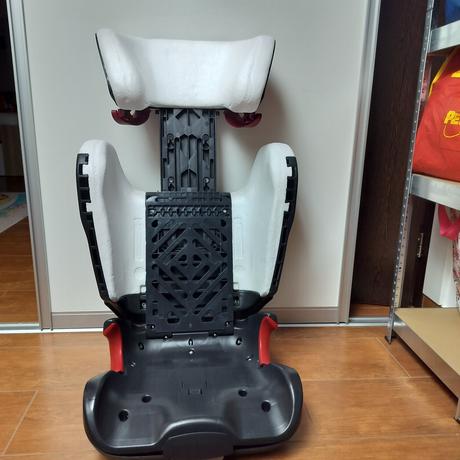 Autosedačka, britax