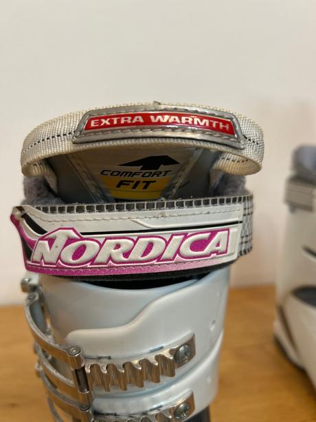 Lyžiarky, nordica,35