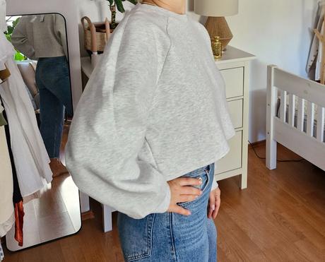 Kratšia mikina monki, l