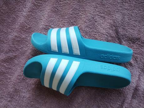 Šľapky, adidas,35