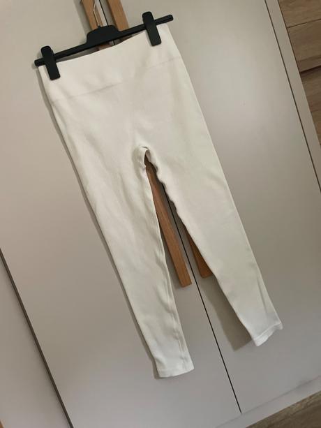 Štýlové krémové legíny 4f, l