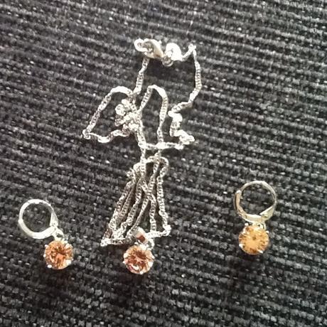 Set-náušnice+retiazka s príveskom,