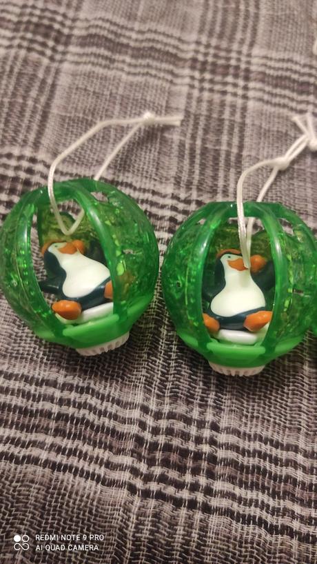 Kinder vianočné ozdoby,