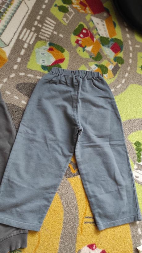 Teplaky chlapcenske na  2-3 roky spolu 5 eur, 98