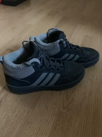 Chlapcenske topanky na zimu adidas, adidas,38