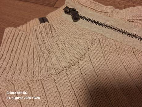 Sveter river island, river island,l