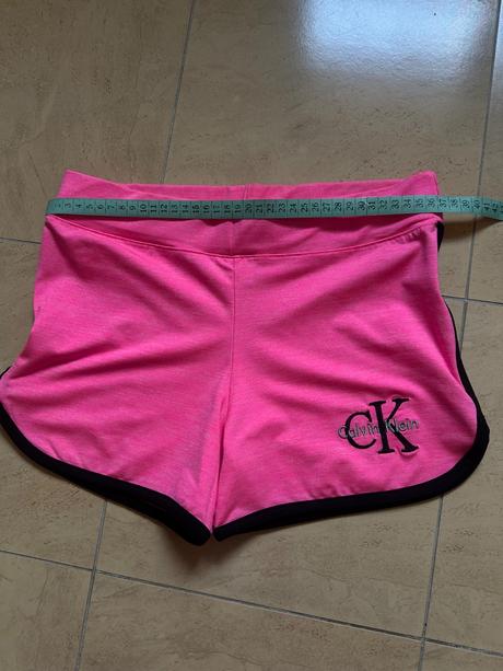Kratasy, calvin klein,s