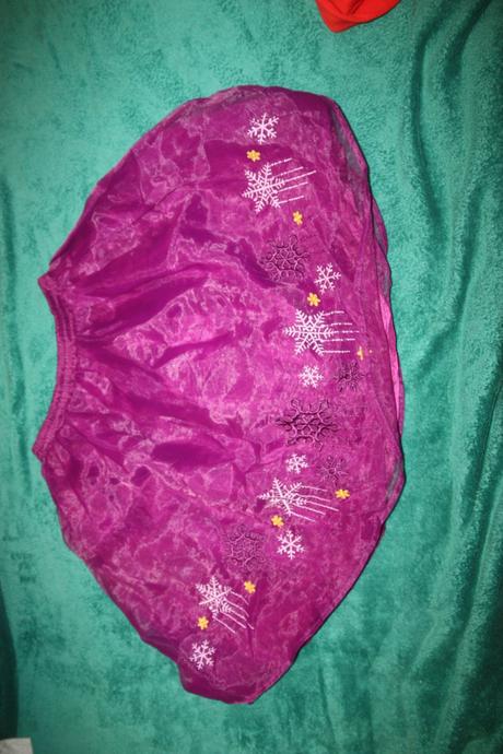 Tylova sukna, disney,140