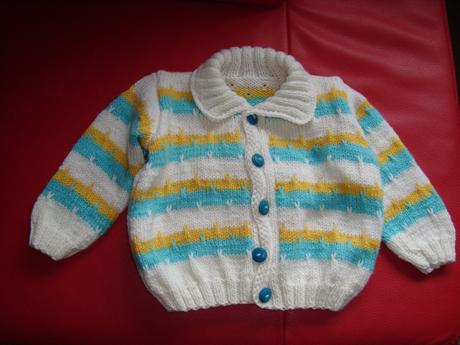 Mix svetríkov,cena spolu,predaj aj samostatne, 68