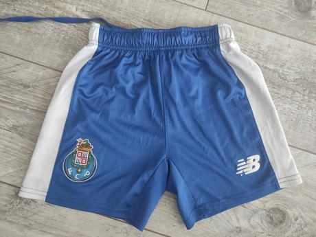 Športové kratasy, new balance,122