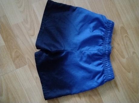 Plavecké šortky, 134