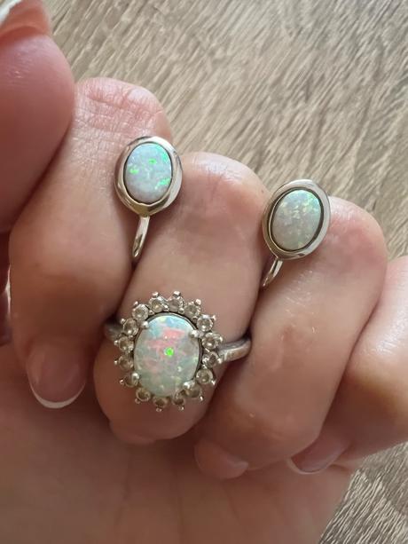 Set náušnice prsteň a náramok,