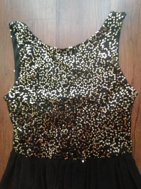 Dámske spoločenské šaty, s