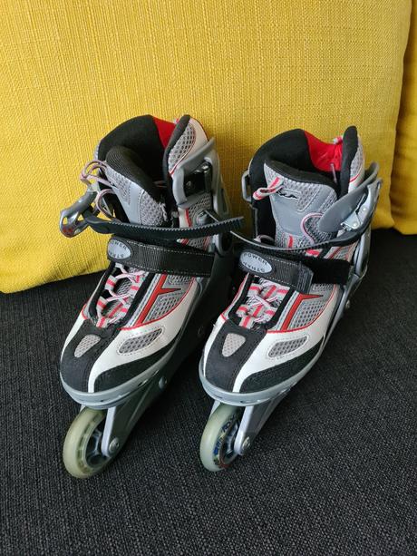 Kolieskové korčule, 38