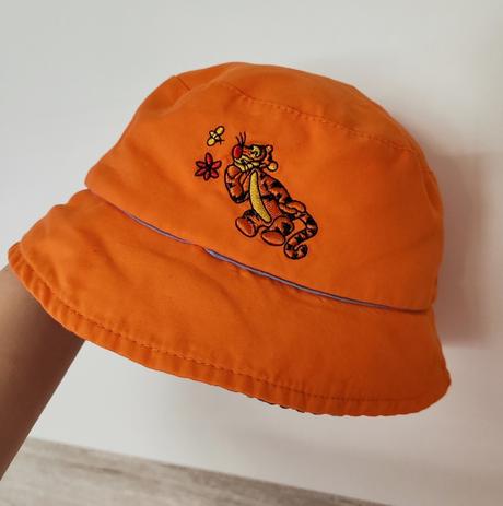 Obojstranný klobúčik, disney,98
