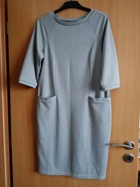 Šaty na jeseň / jar, 40