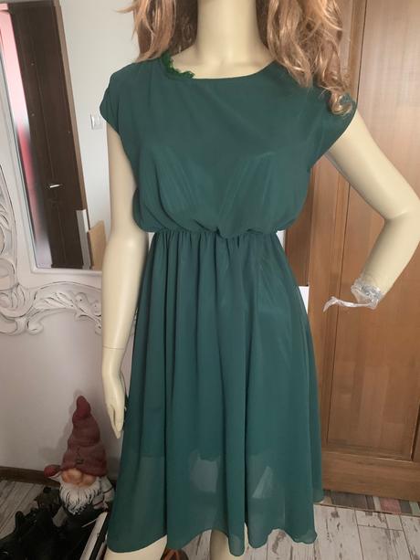 Smaragdovozelene saty, s