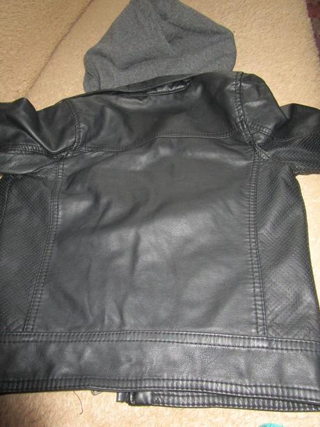 2948. čierna kož., 104