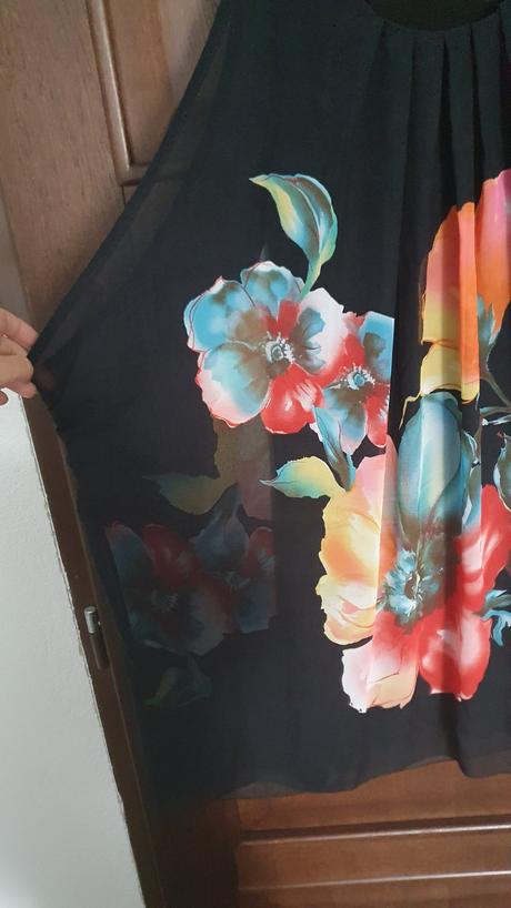 Letné vzorované šaty, l