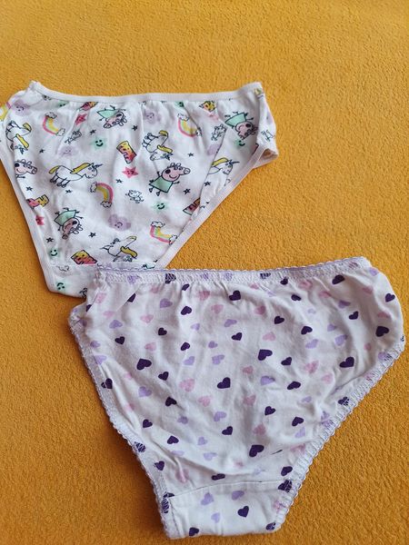 2x nohavičky č.110/116, 110