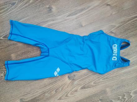 Aréna pretekárske plávky, 28