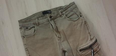 Nohavice č.31-32, house,32